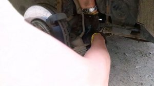 Замена направляющих переднего суппорта РЕНО ДАСТЕР...