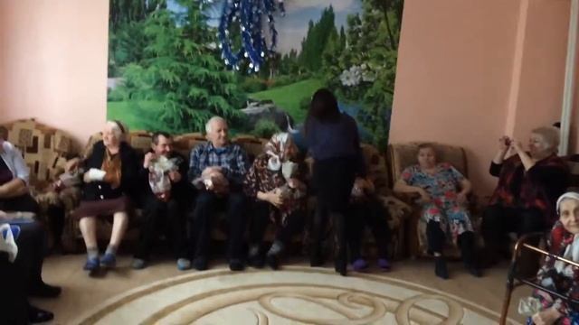 Рождество. Поездка в дом престарелых п. Шатилово Орловская область смотреть онлайн