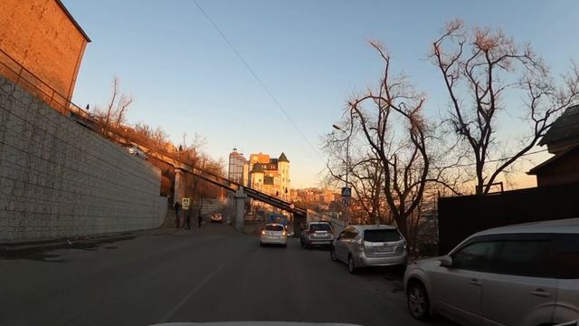 Движение на автомобиле по улицам Владивостока смотреть онлайн
