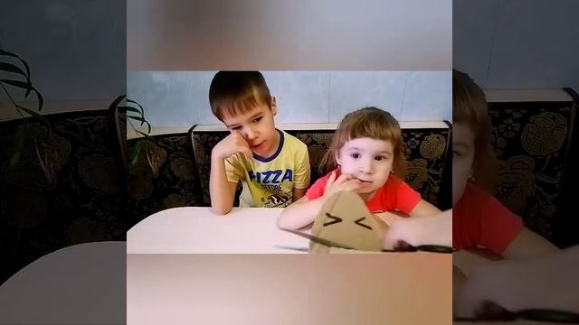 РАЗВИВАЮЩИЕ ИГРЫ ДЛЯ ДЕТЕЙ. ИГРАЕМ В ЭМОЦИИ. СМАЙЛИКИ.