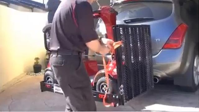 Loading Scooter Rack.mp4 смотреть онлайн