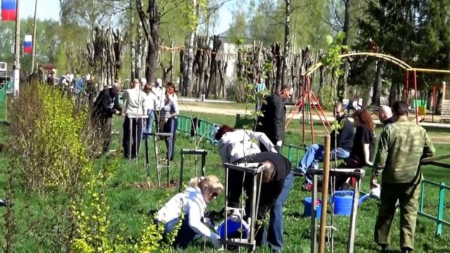 Аллея славы в ЗАТО Озёрный. Посадка деревьев 6 мая 2016 года смотреть онлайн
