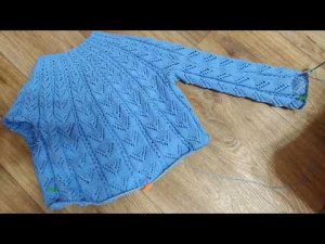 Кофточка с круглой кокеткой 4 часть вяжем рукава.
