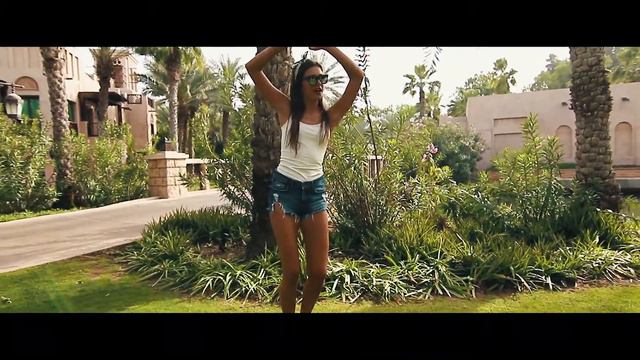 LATINA GIRL смотреть онлайн