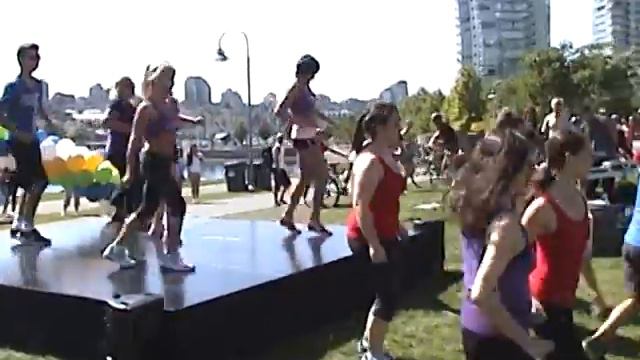 Jive Routine Practice with Louis Van Amstel at David Lam Park - August 25th, 2013 смотреть онлайн