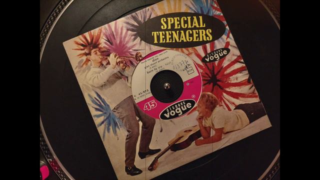 Dion Glen Stuart Orchestra - (I Was) Born To Cry (Disques Vogue French Jukebox Promo SP) смотреть онлайн