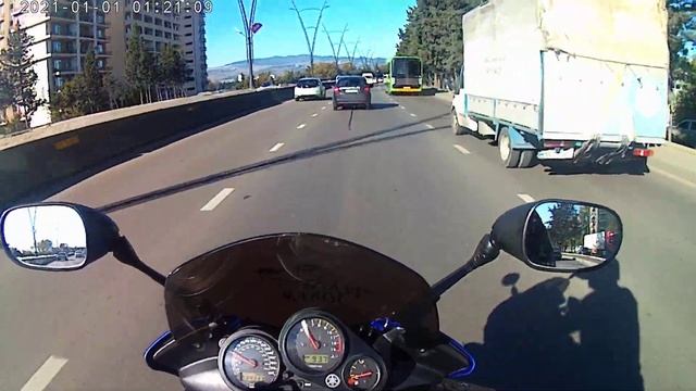 Yamaha FZ 1 смотреть онлайн