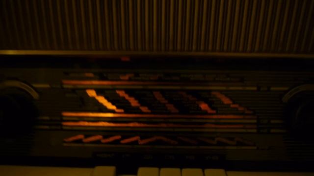 Лампово радио Мелодия 2 + Android интернет радио / tube radio смотреть онлайн
