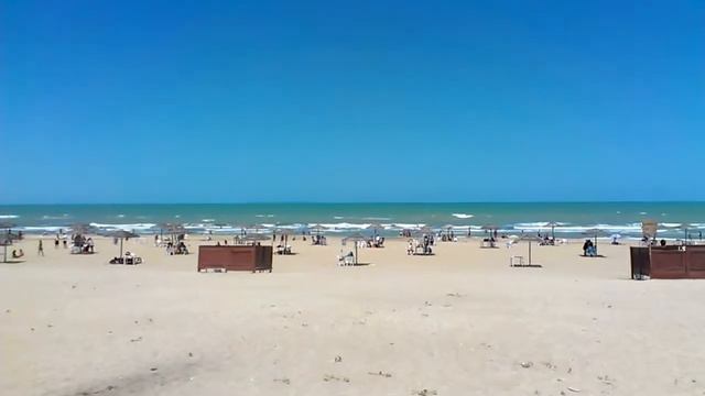 Caspian Sea near Baku, Azerbaijan смотреть онлайн