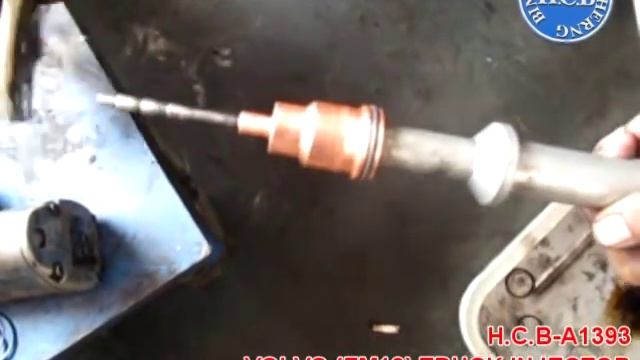 H.C.B-A1393 VOLVO (FM12) TRUCK INJECTOR SLEEVE REMOVER / INSTALLER смотреть онлайн