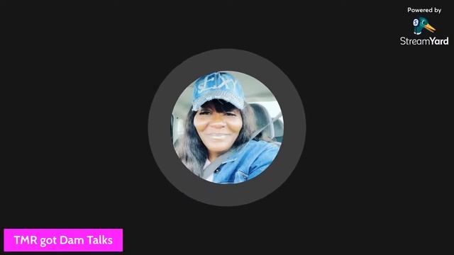 LIV got a BUN in the OVEN? смотреть онлайн