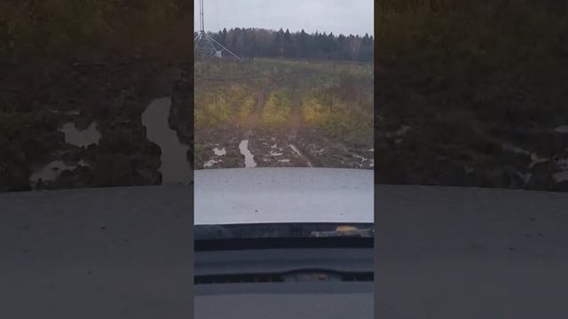 Паджеро 3 . Поездка в лес через поле . смотреть онлайн