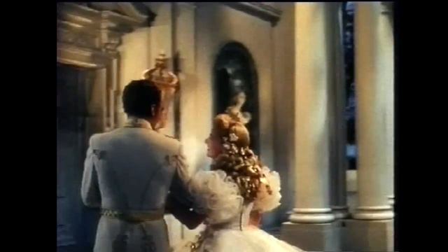 BETTY GRABLE DOUGLAS FAIRBANKS JNR 'This is the Moment' смотреть онлайн