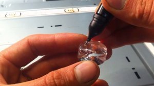 ЧИМ ПРИКЛЕЇТИ ЛІНЗИ LED підсвітки телевізора???