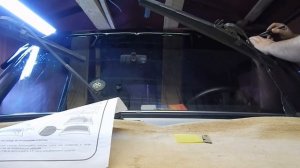 Тонировка ветрового ( лобового ) стекла полосой. ВАЗ 2107   +  ГОСТы