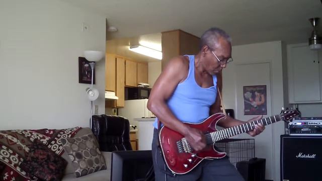 Schecter Hellraiser Passive Cherry W/FR смотреть онлайн