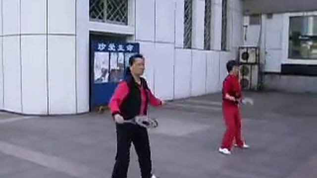 Racket Dancing смотреть онлайн