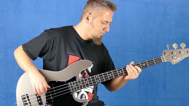 Goldfinger - 99 Red Balloons - Bass Guitar Cover смотреть онлайн