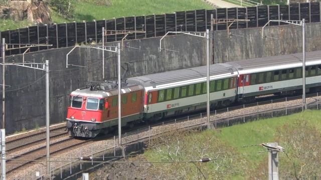 [SBB]VSOE And Panorama Express In Gotthard Pass