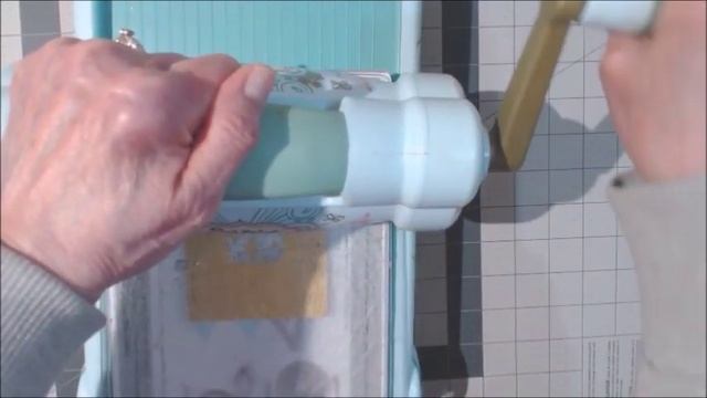 Embossing and Diecuts - Paper Temptress смотреть онлайн