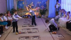 Танец мальчиков на выпускном в детском саду.Танец Дельфинов.