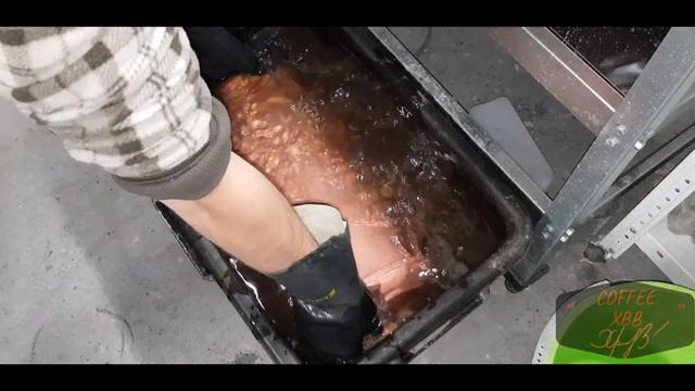 Отмываем бойлер кофе машины Futurmat. Quality espresso. смотреть онлайн