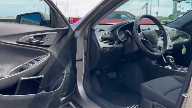 2022 Chevrolet Malibu LS Saint Paul Woodbury Maplewood Oakdale Cottage Grove смотреть онлайн