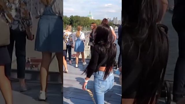 Красивые девушки. смотреть онлайн