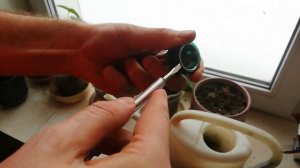 Как разобрать прикуриватель ВАЗ 2110, 2012, 2114, 2123, как снять пластмассовое кольцо гнезда