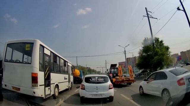 Поездка на автомобиле из Тюмени до Леруа и в посёлок Боровский смотреть онлайн