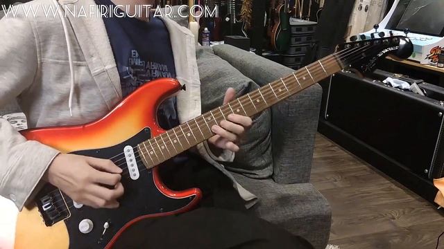 SQUIER CONTEMPORARY STRATOCASTER SPECIAL In Sunset Metallic Finish! смотреть онлайн
