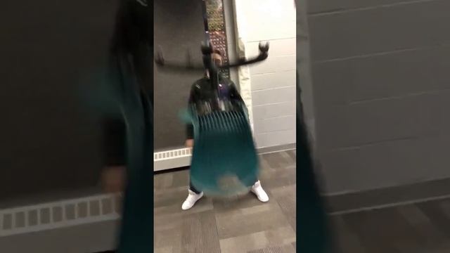 Chair Flip Fail смотреть онлайн