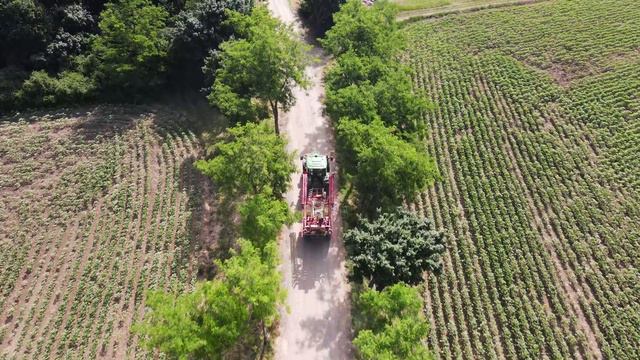 Dojmy zákazníka z nového stroja John Deere 6155R Premium - Po stopách jeleňa смотреть онлайн