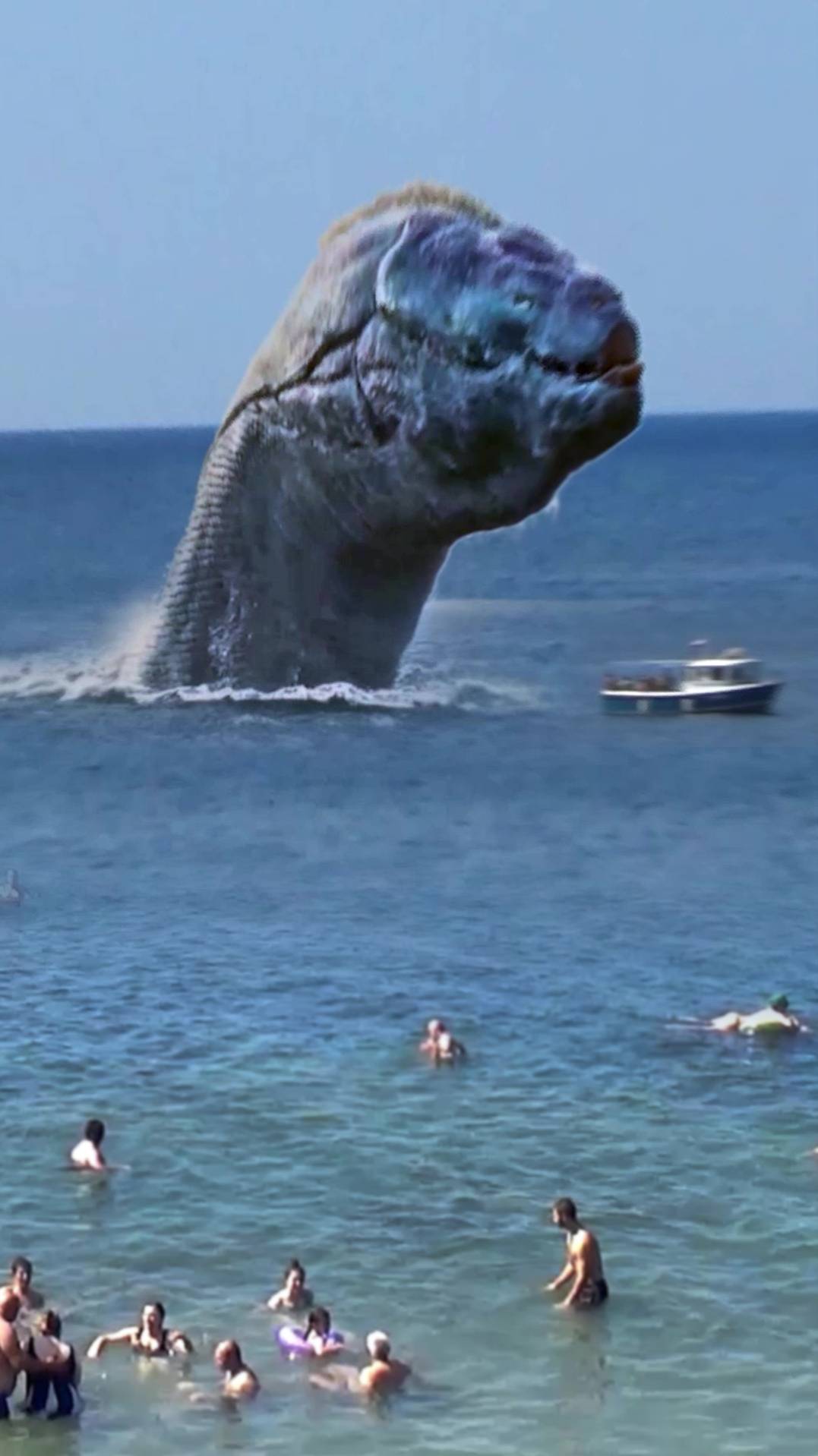 Анапа. Морской змей вернулся😲 смотреть онлайн