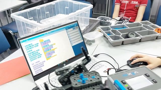 2022 11 11 Робозавр VEX смотреть онлайн