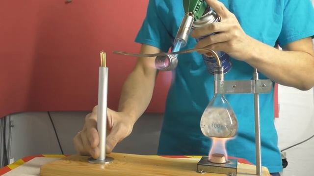 ? ВОДА ЗАЖИГАЕТ и ЭТО НЕ ШУТКА! Вода горит - хороший вопрос! Игорь Белецкий смотреть онлайн