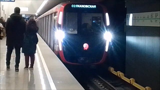 81-775/776/777 «Москва-2020 №19 на станции метро Нагатинский Затон ,Большая кольцевая линия. смотреть онлайн