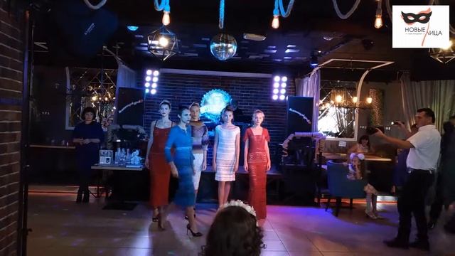 Показ от Kutafe в НК Пятница на Встрече для мам и дочек "Между нами девочками" смотреть онлайн