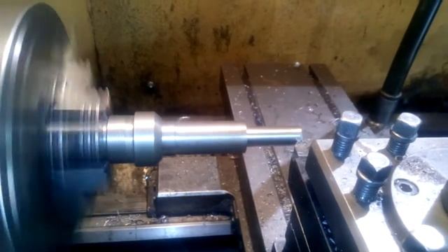 Famot tum35d , коробка подач, пробуем резать резьбу смотреть онлайн