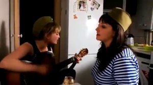 Армейские песни Часы пробили ДЕВЧОНКИ ОТЛИЧНО ПОЮТ