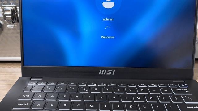 Đập Hộp Laptop MSI Modern 14 C12MO-660VN i5-1235U Ram16GB, 512GB,14inch, Win11 Màu Đen смотреть онлайн