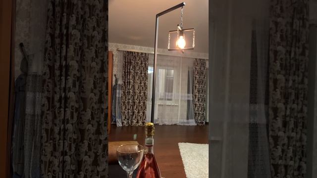 Прикроватный столик собственного производства. Новороссийск смотреть онлайн