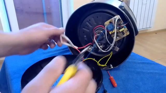 Экспресс ремонт скороварки Polaris PMC 0349AD. Выход из строя термопредохранителя. смотреть онлайн
