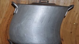 Как очистить алюминиевую кастрюлю