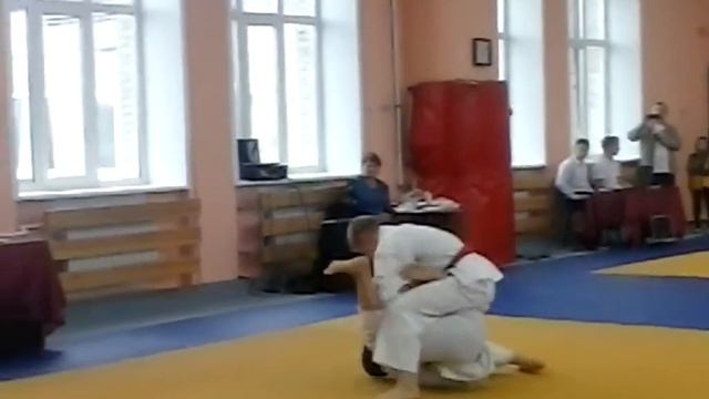 Данил Данжеев - Открытый Ковер г.Барнаула 2014 по ДЖИУ-ДЖИТСУ (Не ваза) 04.10.2014 (2) смотреть онлайн