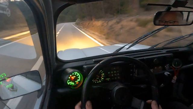 Renault 4 por la B‐124 смотреть онлайн