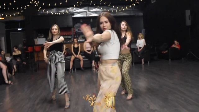 Bachata Lady Style by Kate King | Anna, Olga, Ksenia | SBK Project смотреть онлайн