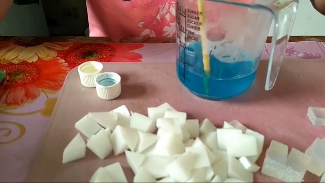 Мыло из кусочков.Мастер класс смотреть онлайн