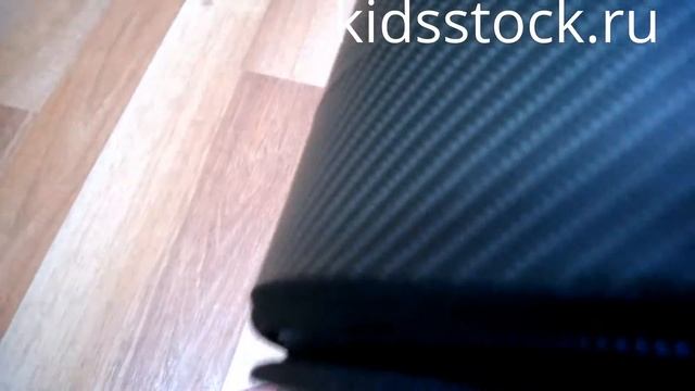Обзор Bburago Игровое поле-рюкзачок и 1 автомобиль Ferrari Kids смотреть онлайн