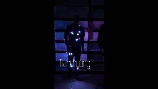 TC-69 tron dance LED costumes, LED jumpsuit смотреть онлайн